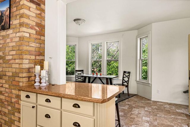 410 E 7th Street, Duluth, MN 55805