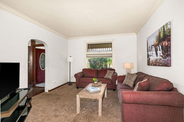 410 E 7th Street, Duluth, MN 55805