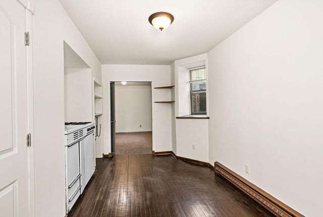 410 E 7th Street, Duluth, MN 55805