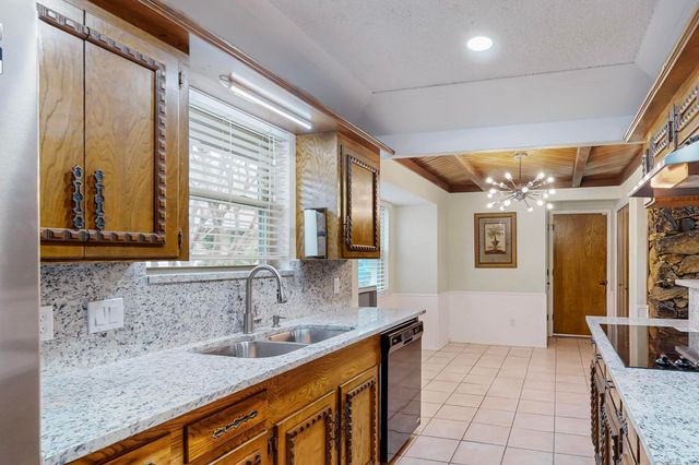 623 Middale Road, Duncanville, TX 75116