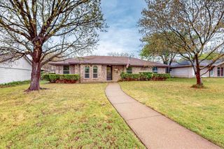 623 Middale Road, Duncanville, TX 75116