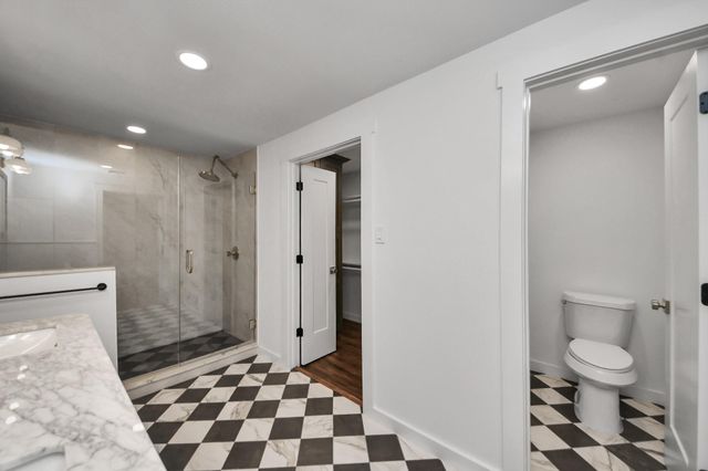 1015 E 32nd Street, Houston, TX 77022