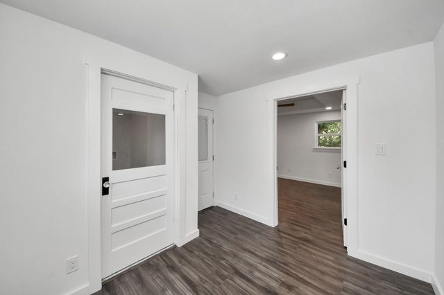 1015 E 32nd Street, Houston, TX 77022