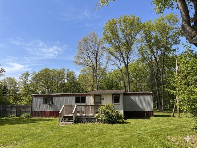 1717 51st Street, Fennville, MI 49408