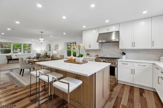 941 Lincoln Ave E, Cranford Twp., NJ 07016
