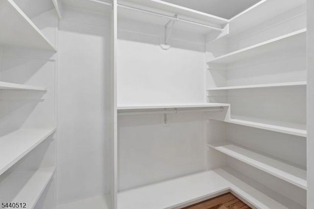 941 Lincoln Ave E, Cranford Twp., NJ 07016