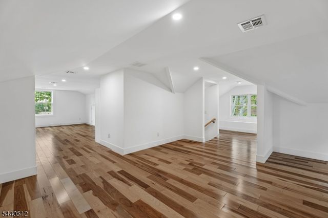 941 Lincoln Ave E, Cranford Twp., NJ 07016