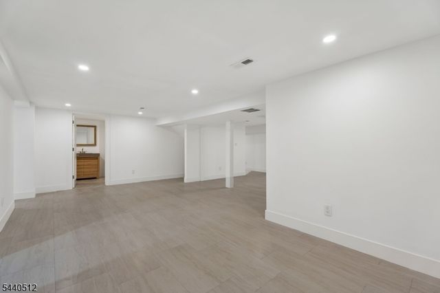 941 Lincoln Ave E, Cranford Twp., NJ 07016