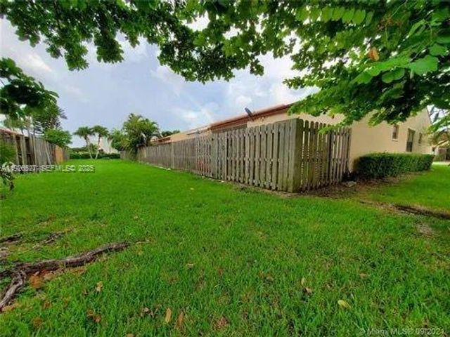 14927 SW 89th St 14927, Miami, FL 33196