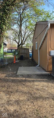 8716 E 41st Place, Indianapolis, IN 46226