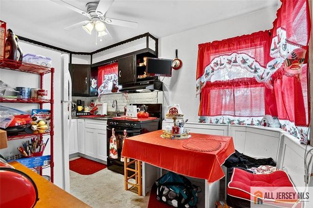 84 S Inman Avenue, Avenel, NJ 07001