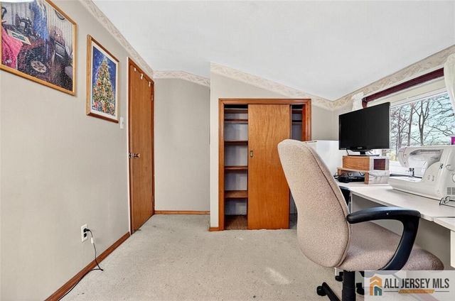 84 S Inman Avenue, Avenel, NJ 07001