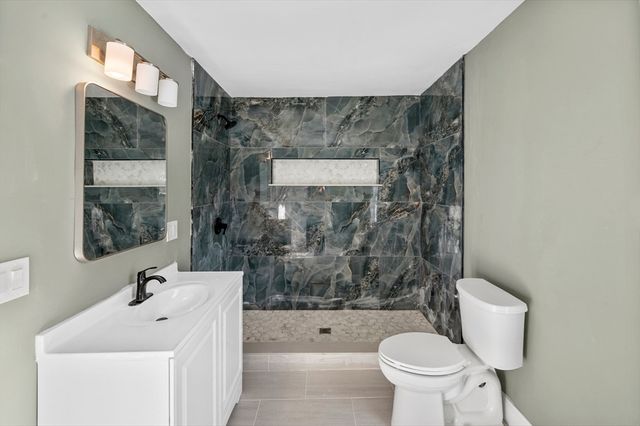 5 Lombard Ave, Athol, MA 01331