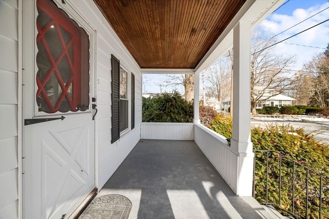 5 Lombard Ave, Athol, MA 01331