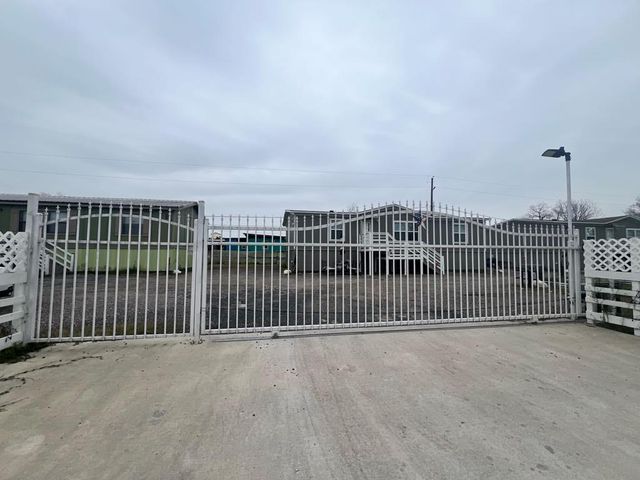 3234 Bobbie Street B, Houston, TX 77086
