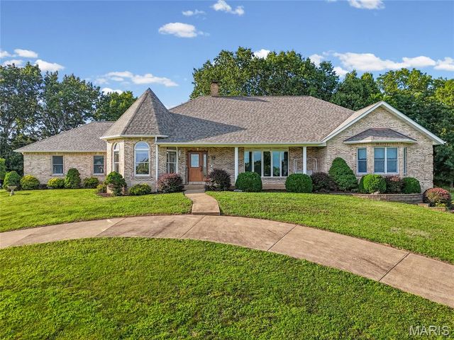 1301 Hillside Estates Drive, Pevely, MO 63070