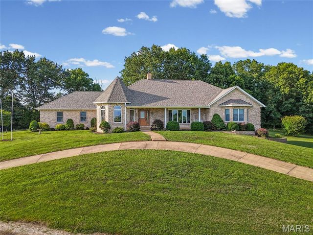 1301 Hillside Estates Drive, Pevely, MO 63070