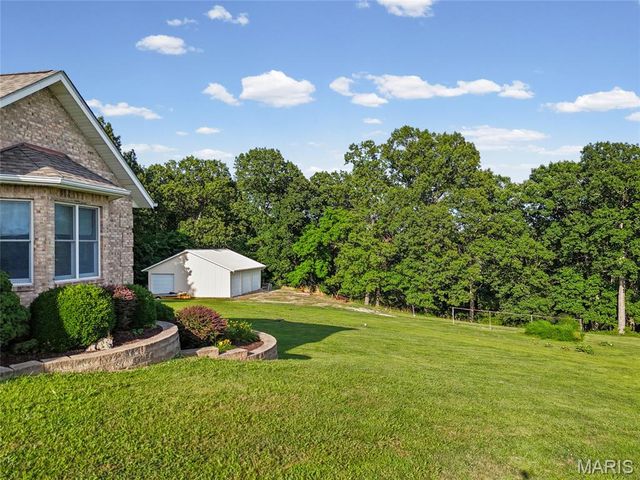 1301 Hillside Estates Drive, Pevely, MO 63070