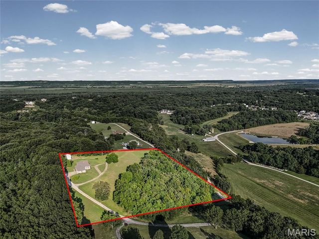 1301 Hillside Estates Drive, Pevely, MO 63070