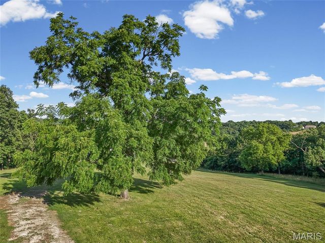 1301 Hillside Estates Drive, Pevely, MO 63070