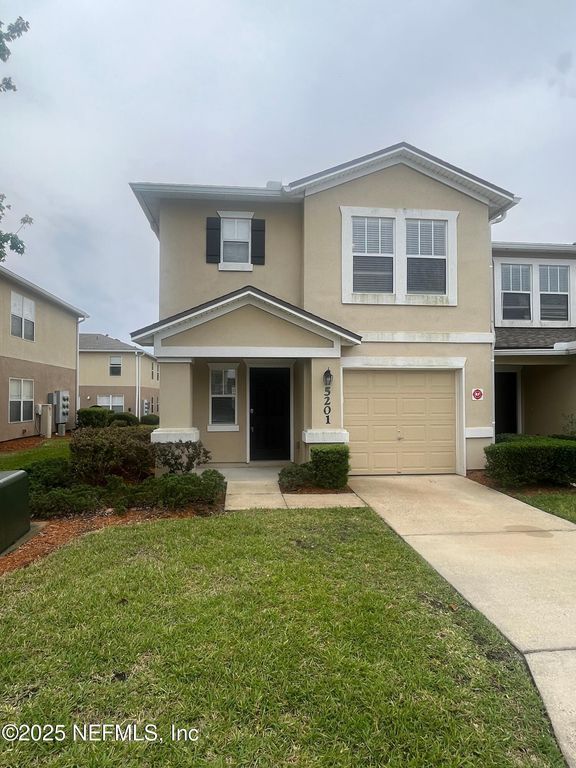 1500 CALMING WATER Drive 5201, Fleming Island, FL 32003