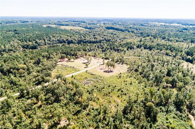 532 Ferry Landing DR, Boydton, VA 23917