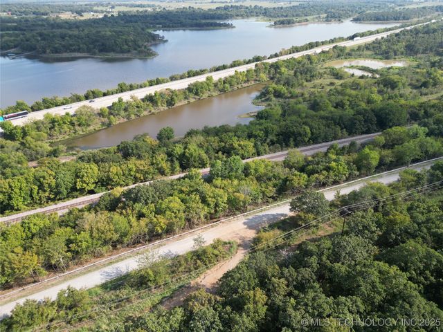 4 N Coal Creek, Mcalester, OK 74501