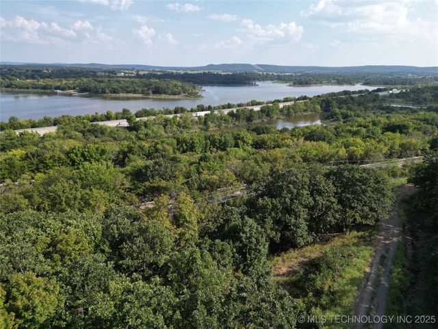 4 N Coal Creek, Mcalester, OK 74501