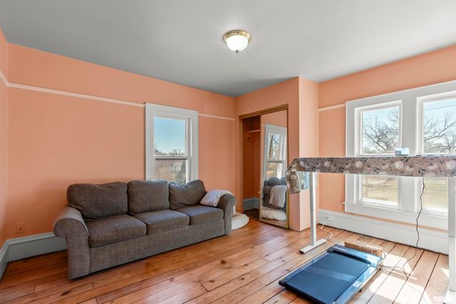 1217 W GILBERT Avenue, Peoria, IL 61604