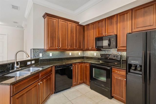 6528 HELMSLEY CIRCLE, Windermere, FL 34786