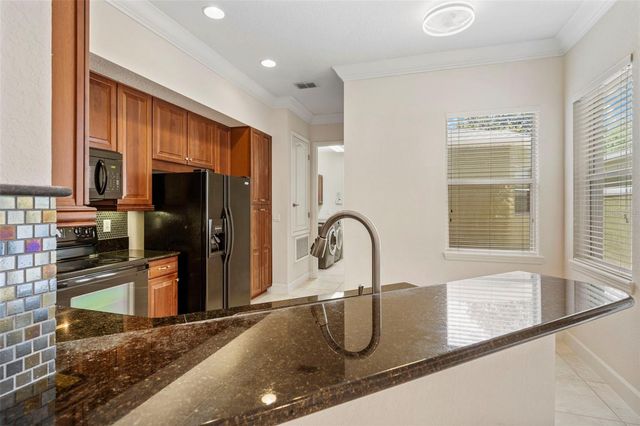6528 HELMSLEY CIRCLE, Windermere, FL 34786