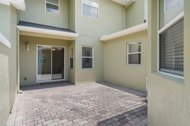 6528 HELMSLEY CIRCLE, Windermere, FL 34786