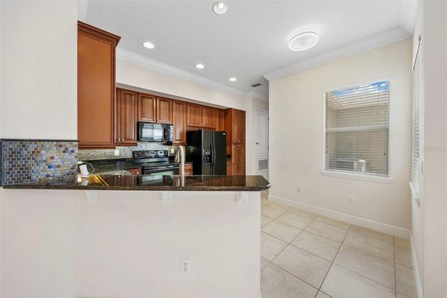 6528 HELMSLEY CIRCLE, Windermere, FL 34786
