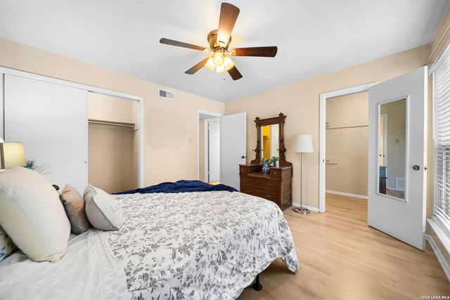 8702 Village Dr Apt 503, San Antonio, TX 78217