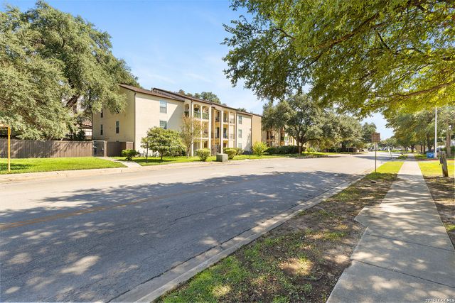 8702 Village Dr Apt 503, San Antonio, TX 78217