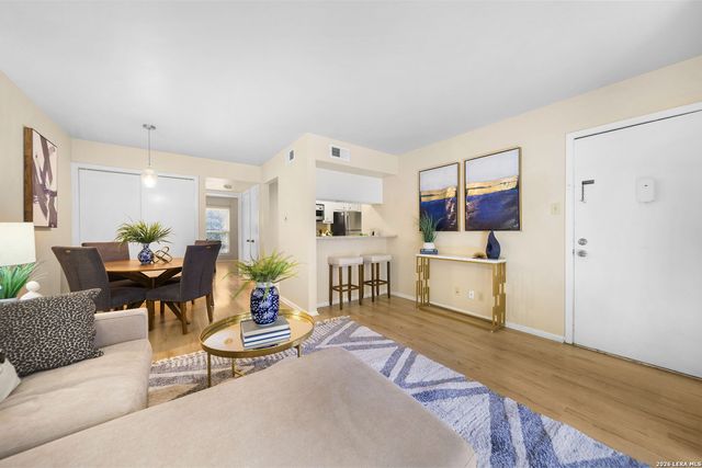 8702 Village Dr Apt 503, San Antonio, TX 78217