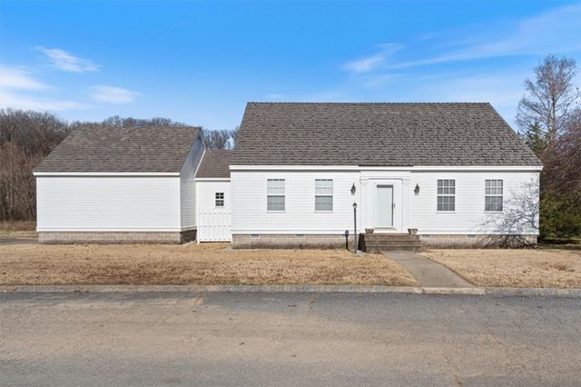 21746 Troon Lane, Siloam Springs, AR 72761