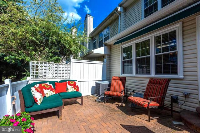 1674 ROCKCRESS DR, Jamison, PA 18929