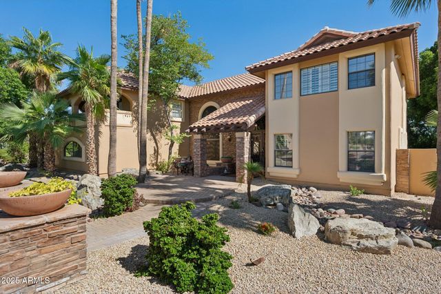 11621 S BLACKFOOT Drive, Phoenix, AZ 85044