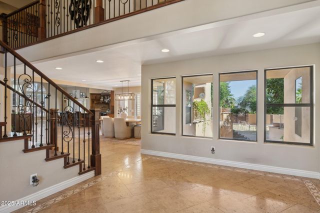 11621 S BLACKFOOT Drive, Phoenix, AZ 85044