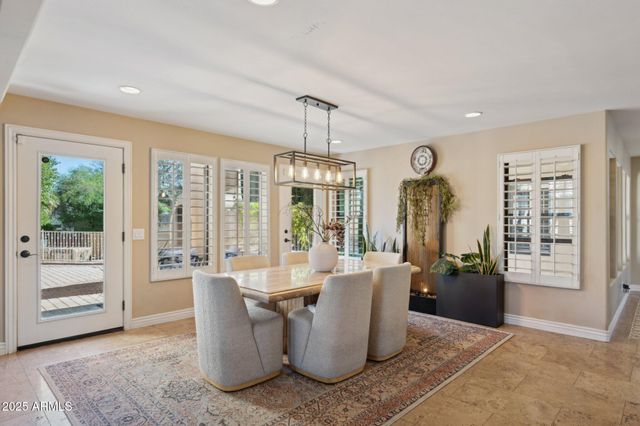 11621 S BLACKFOOT Drive, Phoenix, AZ 85044