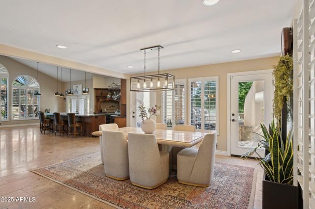 11621 S BLACKFOOT Drive, Phoenix, AZ 85044