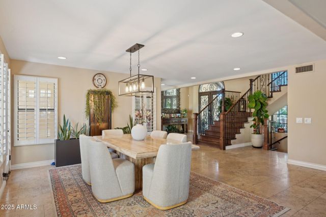 11621 S BLACKFOOT Drive, Phoenix, AZ 85044