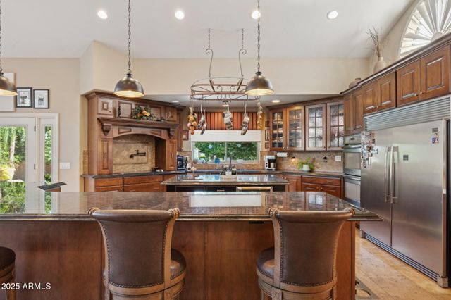 11621 S BLACKFOOT Drive, Phoenix, AZ 85044