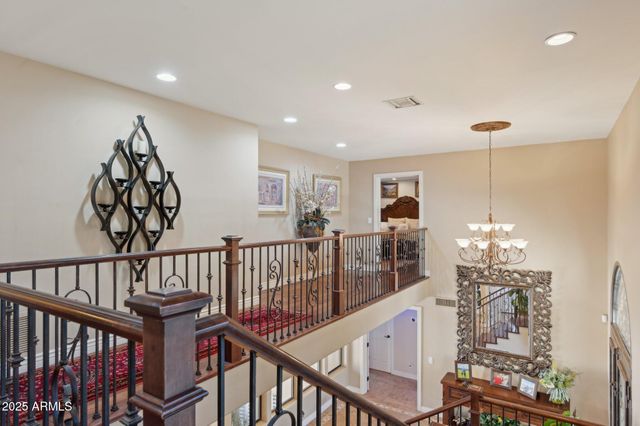 11621 S BLACKFOOT Drive, Phoenix, AZ 85044