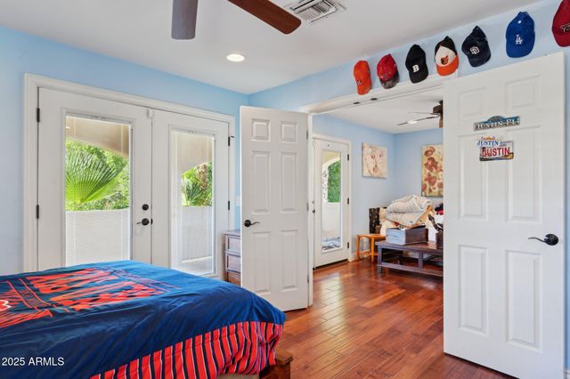 11621 S BLACKFOOT Drive, Phoenix, AZ 85044