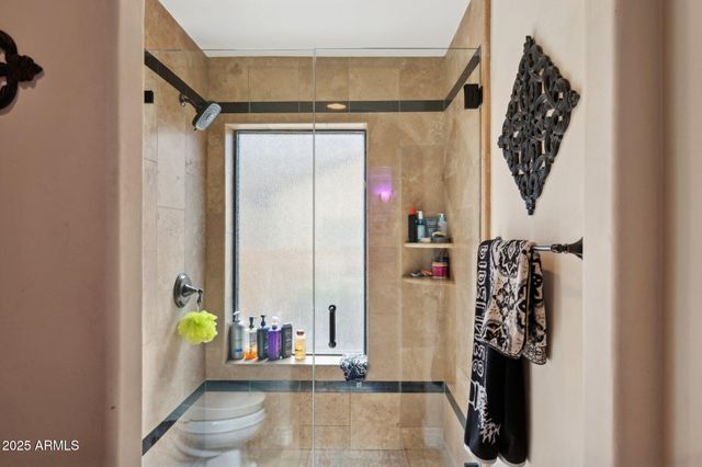 11621 S BLACKFOOT Drive, Phoenix, AZ 85044