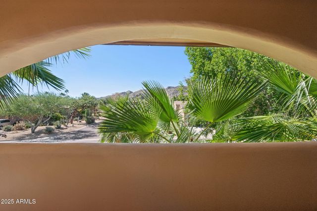 11621 S BLACKFOOT Drive, Phoenix, AZ 85044