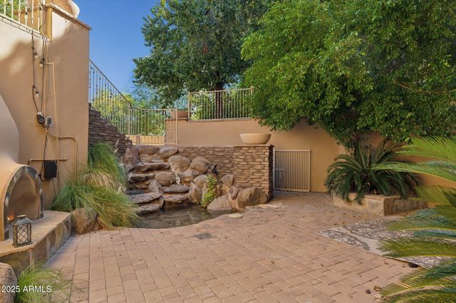 11621 S BLACKFOOT Drive, Phoenix, AZ 85044