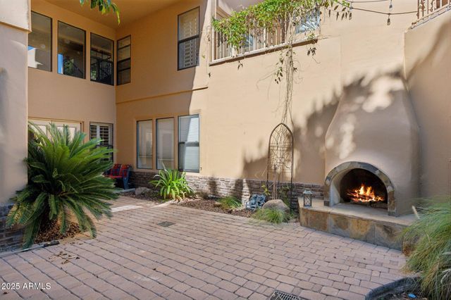 11621 S BLACKFOOT Drive, Phoenix, AZ 85044